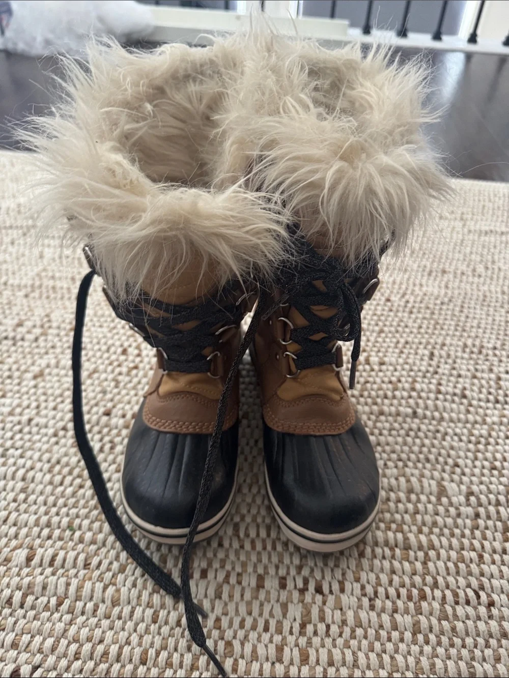 Sorel Kids Tan Brown Black Faux-Fur Lace-Up Winter Boots